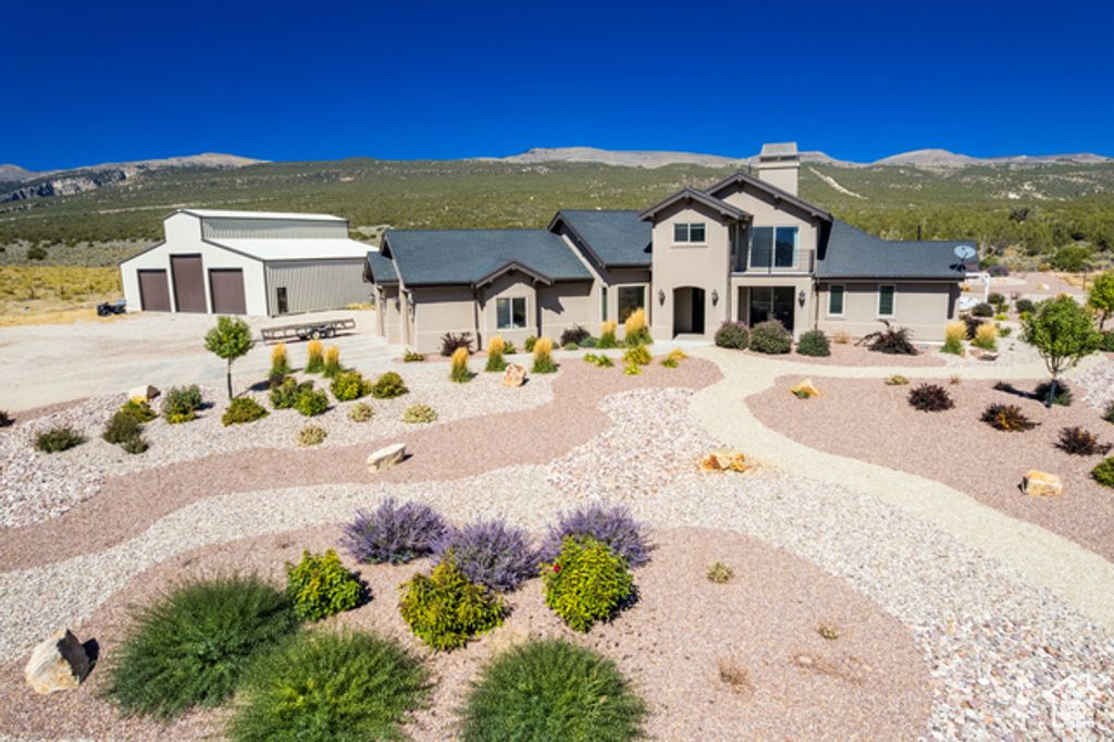 7424 N OLD POWER PLANT RD, Vernal, UT 84078