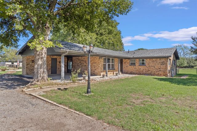 9591 Dripping Springs Road, Denison, TX 75021
