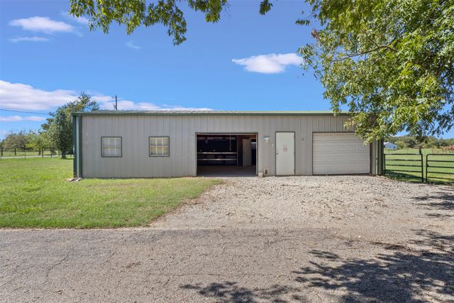 9591 Dripping Springs Road, Denison, TX 75021
