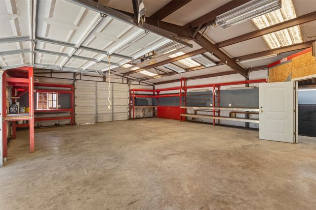 9591 Dripping Springs Road, Denison, TX 75021