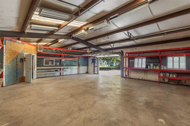9591 Dripping Springs Road, Denison, TX 75021