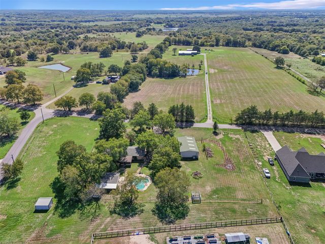 9591 Dripping Springs Road, Denison, TX 75021
