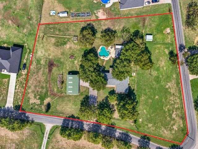 9591 Dripping Springs Road, Denison, TX 75021