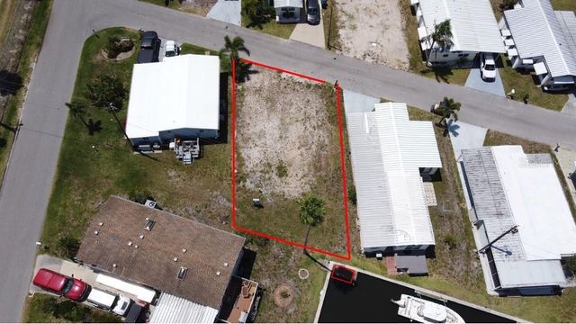 292 NASSAU DRIVE, Palmetto, FL 34221