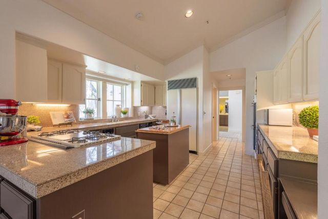 25405 Markham Lane, Salinas, CA 93908