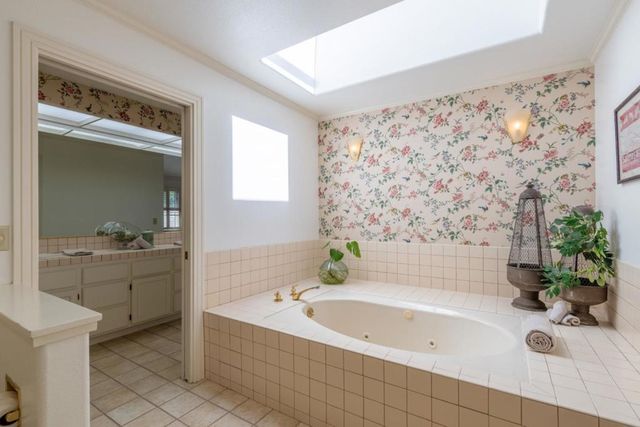 25405 Markham Lane, Salinas, CA 93908