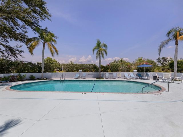 575 CLUBSIDE CIRCLE 35, Venice, FL 34293
