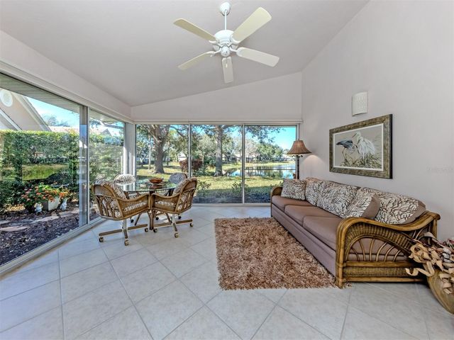 575 CLUBSIDE CIRCLE 35, Venice, FL 34293