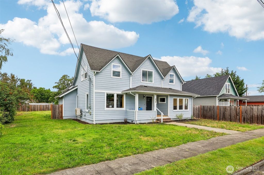 319 Short Columbia Street, Monroe, WA 98272