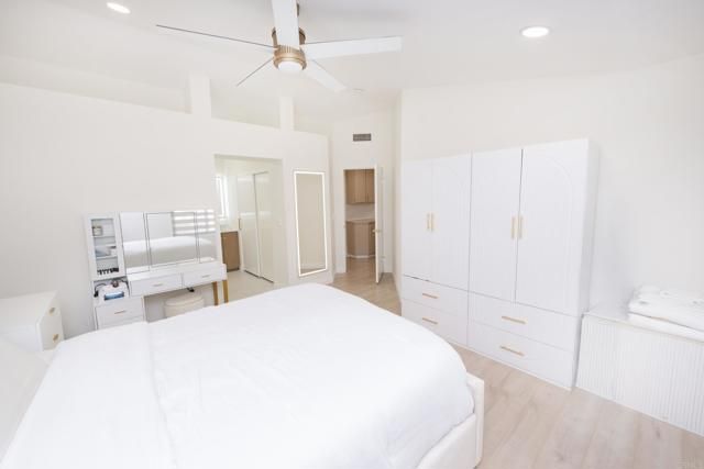 11376 Via Rancho San Diego Road F, El Cajon, CA 92019