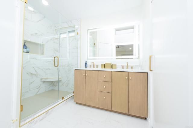 11376 Via Rancho San Diego Road F, El Cajon, CA 92019