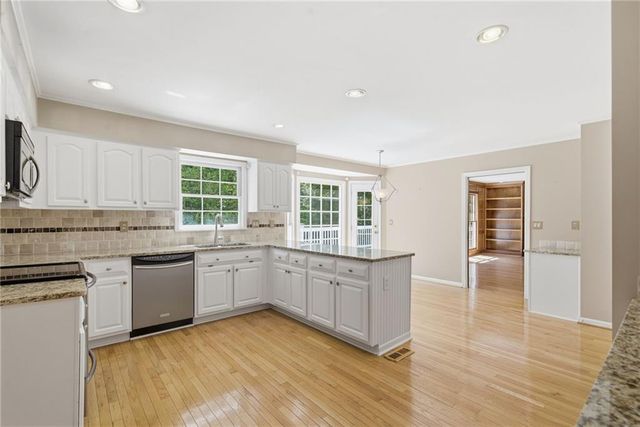 4486 Cardiff Court NE, Roswell, GA 30075