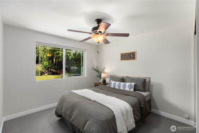 2527 211th Avenue E, Lake Tapps, WA 98391