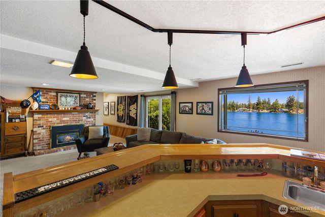 2527 211th Avenue E, Lake Tapps, WA 98391