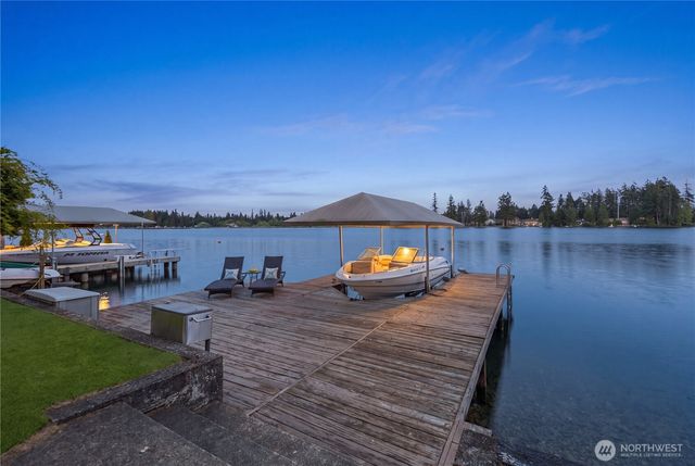 2527 211th Avenue E, Lake Tapps, WA 98391