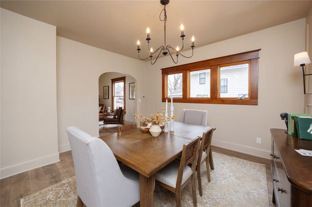 1236 43rd Street, Des Moines, IA 50311