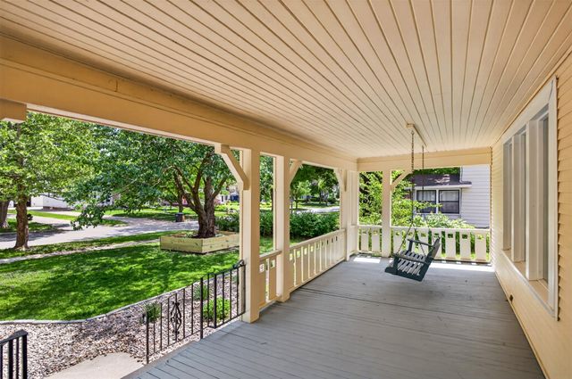 1236 43rd Street, Des Moines, IA 50311