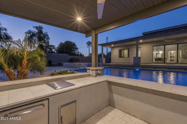 1629 E MONTEBELLO Avenue, Phoenix, AZ 85016