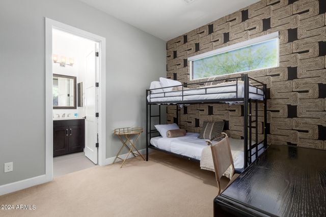 1629 E MONTEBELLO Avenue, Phoenix, AZ 85016