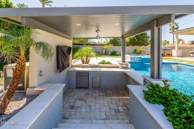 1629 E MONTEBELLO Avenue, Phoenix, AZ 85016