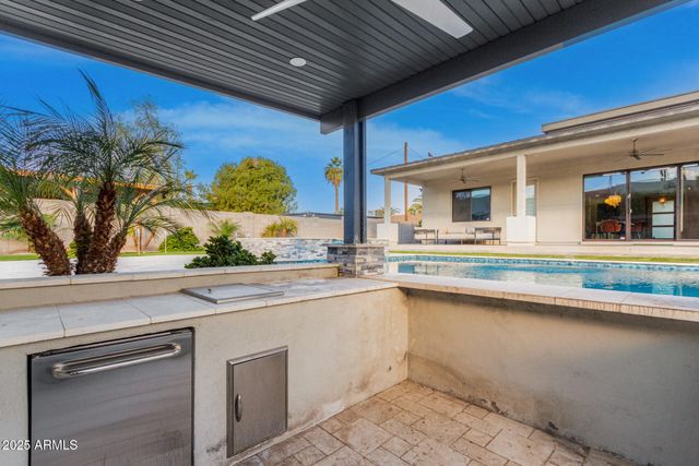 1629 E MONTEBELLO Avenue, Phoenix, AZ 85016