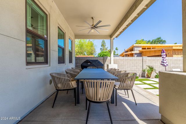 1629 E MONTEBELLO Avenue, Phoenix, AZ 85016