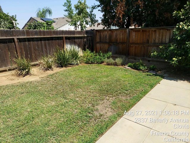 2837 Beverly Avenue, Clovis, CA 93611