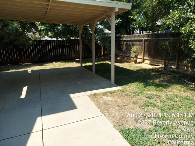 2837 Beverly Avenue, Clovis, CA 93611