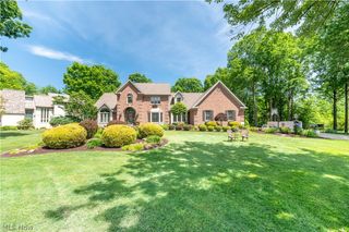 5581 Kingwood Lane, Girard, OH 44420