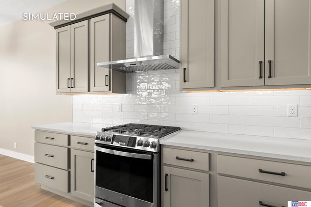 705 N 106th Street, Lincoln, NE 68527