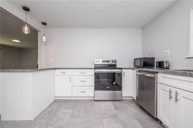 239 Pointview, Brentwood, PA 15227