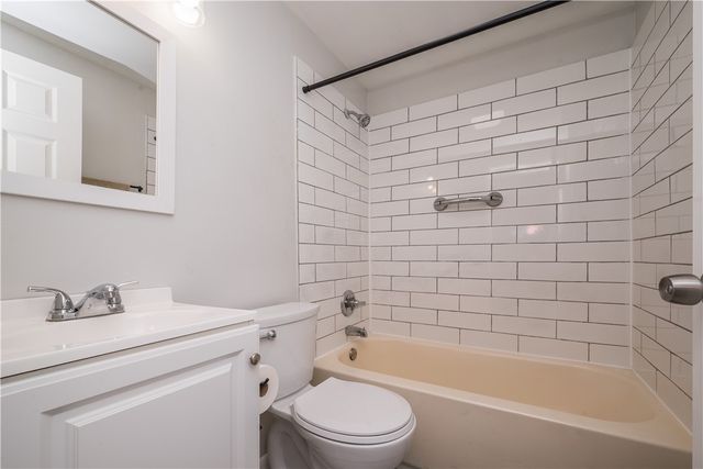239 Pointview, Brentwood, PA 15227