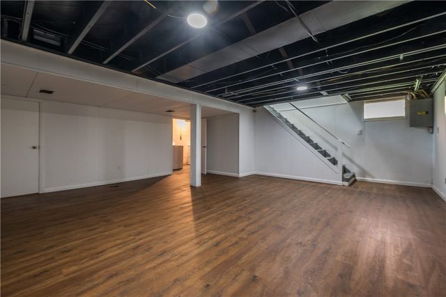 239 Pointview, Brentwood, PA 15227