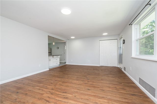 239 Pointview, Brentwood, PA 15227