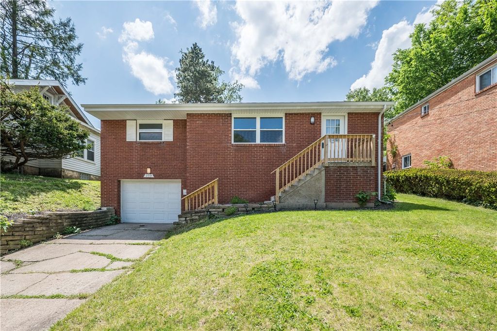 239 Pointview, Brentwood, PA 15227