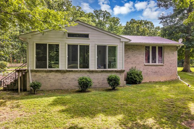 4251 Moss Hill Dr, Nunnelly, TN 37137