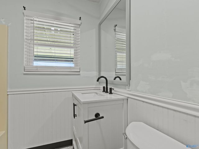 13 Pine Street, Decatur, AL 35603