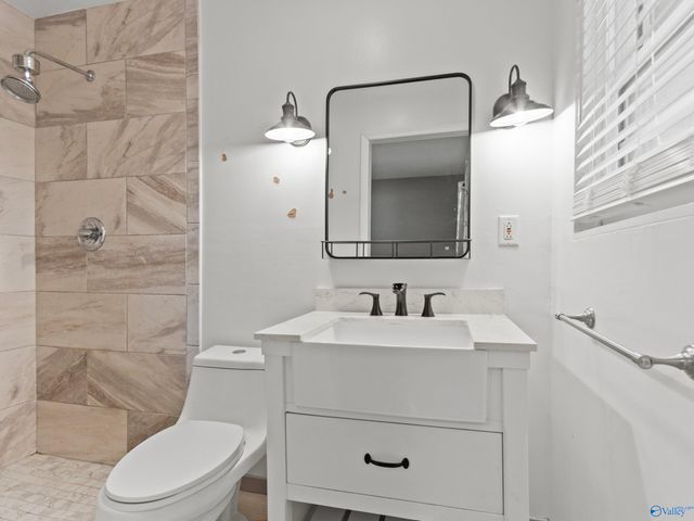 13 Pine Street, Decatur, AL 35603