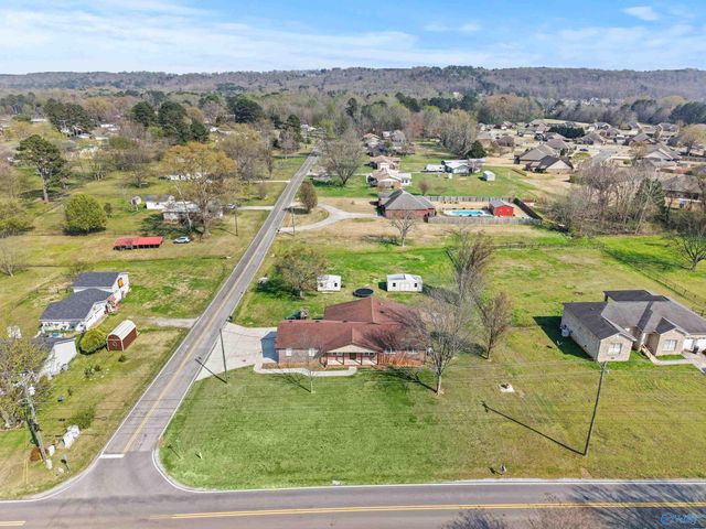 13 Pine Street, Decatur, AL 35603