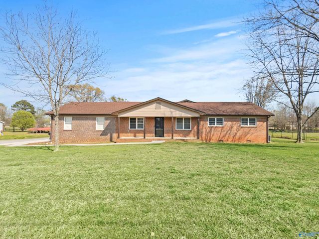 13 Pine Street, Decatur, AL 35603