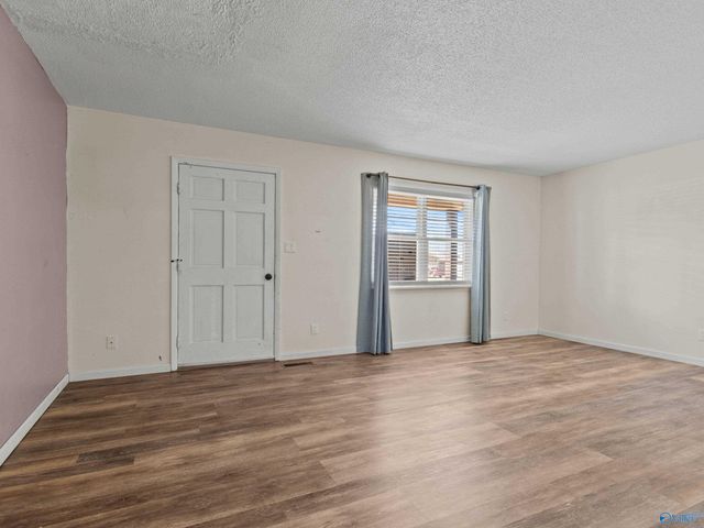 13 Pine Street, Decatur, AL 35603