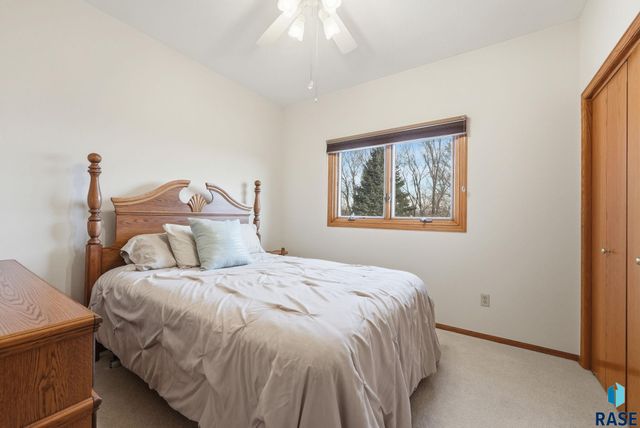 5316 E 28Th St Street, Sioux Falls, SD 57110