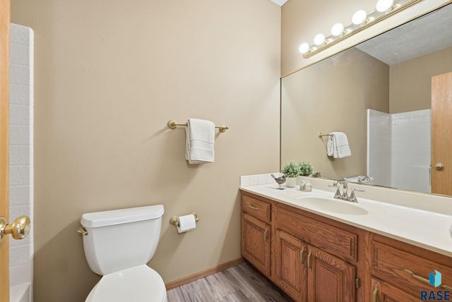 5316 E 28Th St Street, Sioux Falls, SD 57110