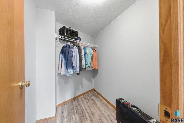 5316 E 28Th St Street, Sioux Falls, SD 57110