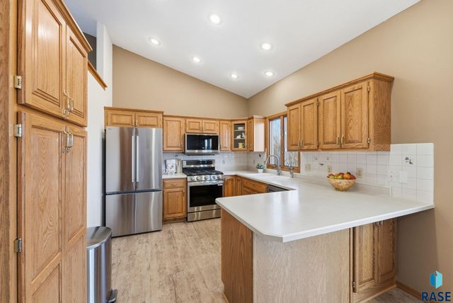 5316 E 28Th St Street, Sioux Falls, SD 57110