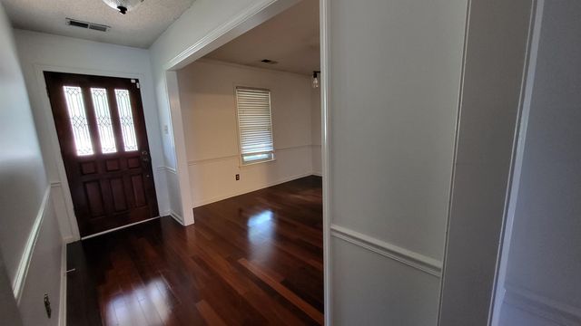 1466 FOX TRACE DR, Cordova, TN 38016