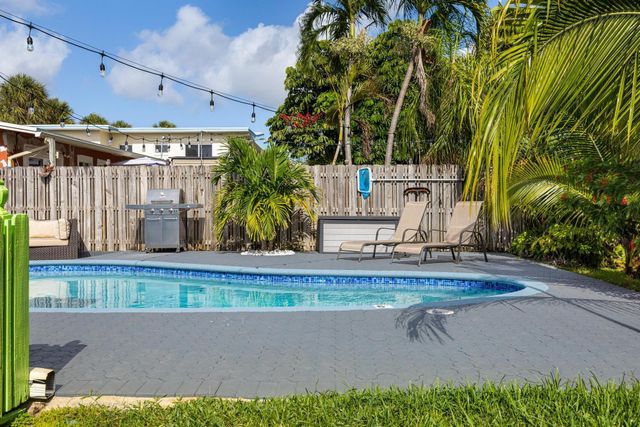 657 NW 30th Ct, Wilton Manors, FL 33311