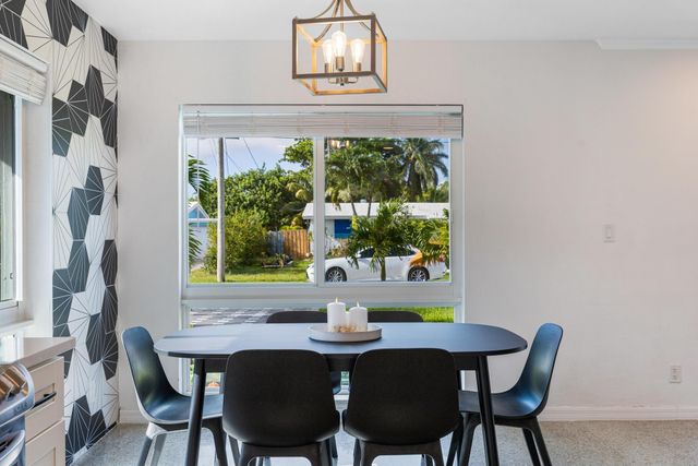 657 NW 30th Ct, Wilton Manors, FL 33311