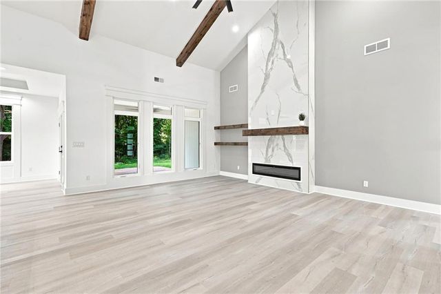5705 Tauromee Avenue, Kansas City, KS 66102