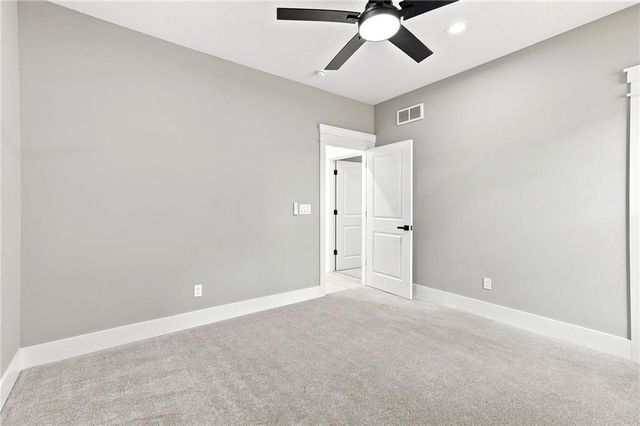 5705 Tauromee Avenue, Kansas City, KS 66102